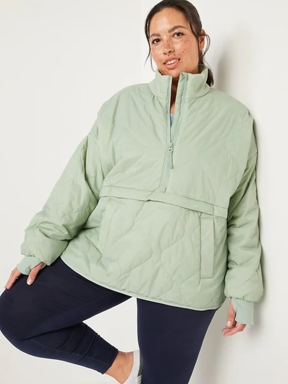 Old Navy Quilted Pullover Puffer Jacket in Light Sage Green